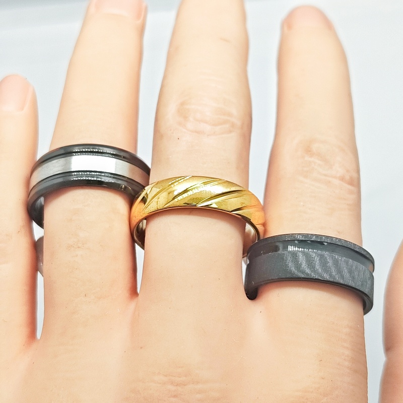 Wedding Supply Resale - ขายส่งแหวนสแตนเลสแบบ unisex 18 ชิ้น หลายแบบ คละสไตล์