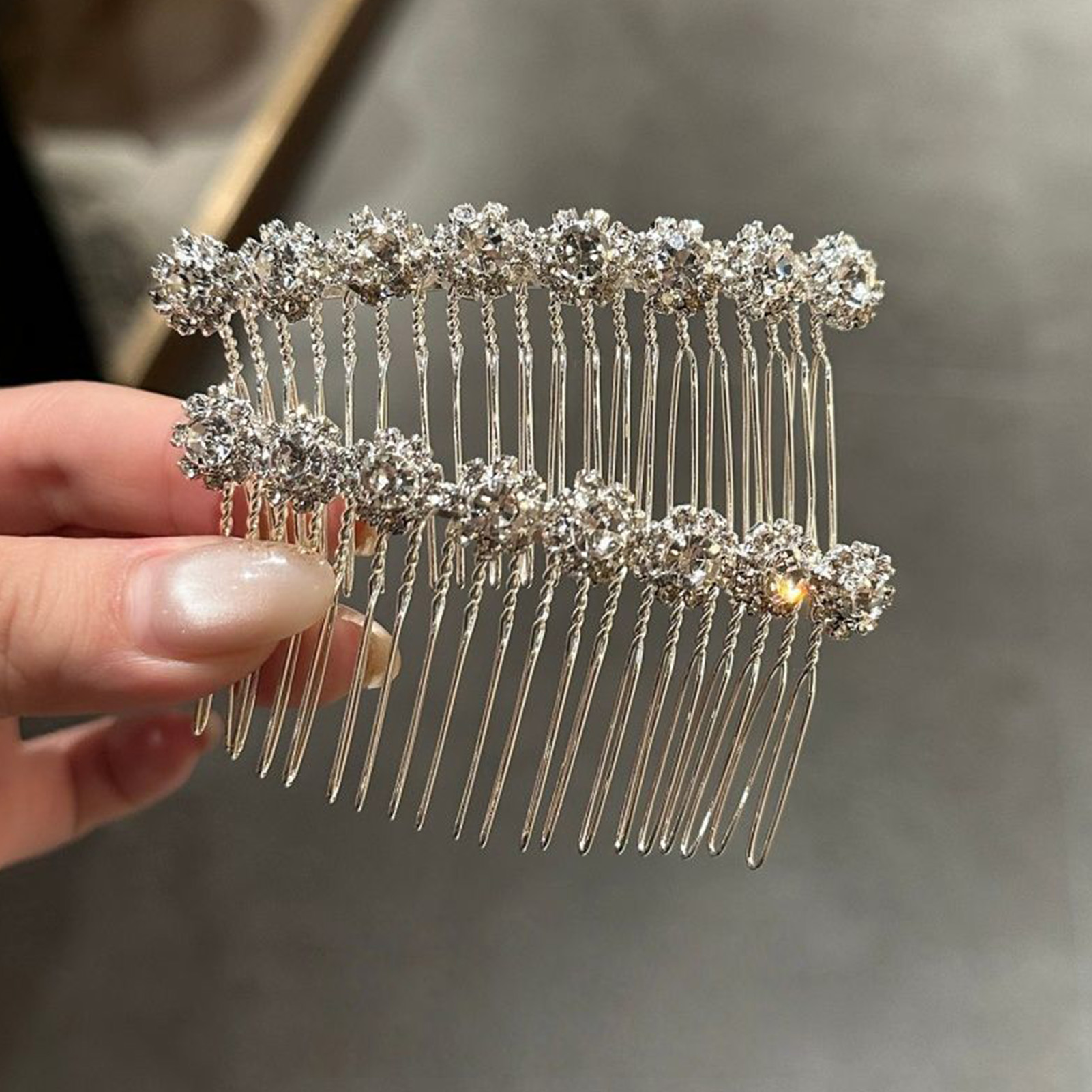 หวีเสียบผมรูปดอกไม้ประดับเพชรแ - Wedding Decoration Supply บทวิจารณ์และราคา
