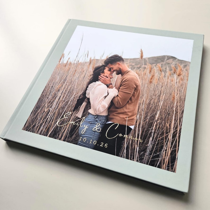 สมุดบันทึกแขกงานแต่งงานแบบกำหน - Personalized Guest Book บทวิจารณ์และราคา