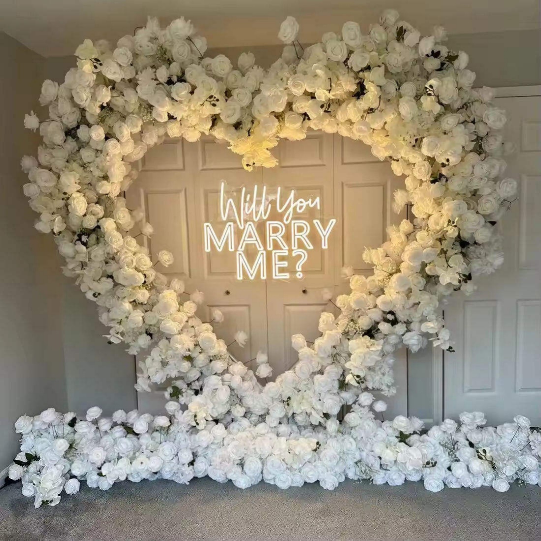 ซุ้มดอกไม้รูปหัวใจสีแดงประดิษฐ - Wedding Arch Flower บทวิจารณ์และราคา